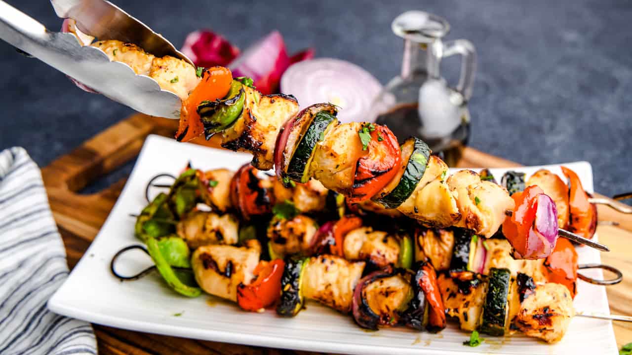 Master Juicy Grilled Chicken Kabobs: Marinade Secrets & Tips